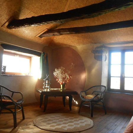 Chambre D'Hotes Des Monts Saint-Izaire Buitenkant foto